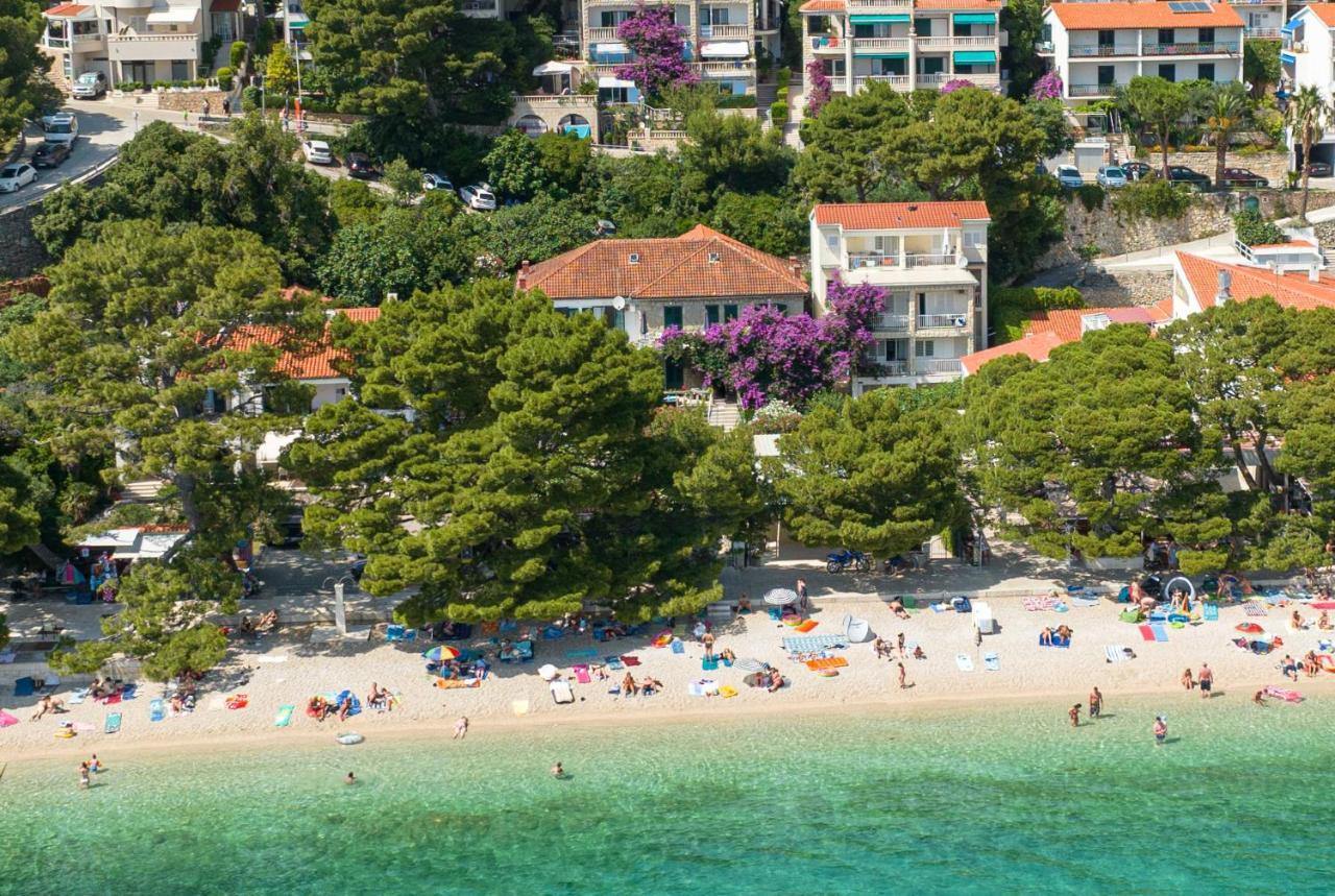 Aurora Beachfront Luxury Rooms&Suites بريلا المظهر الخارجي الصورة
